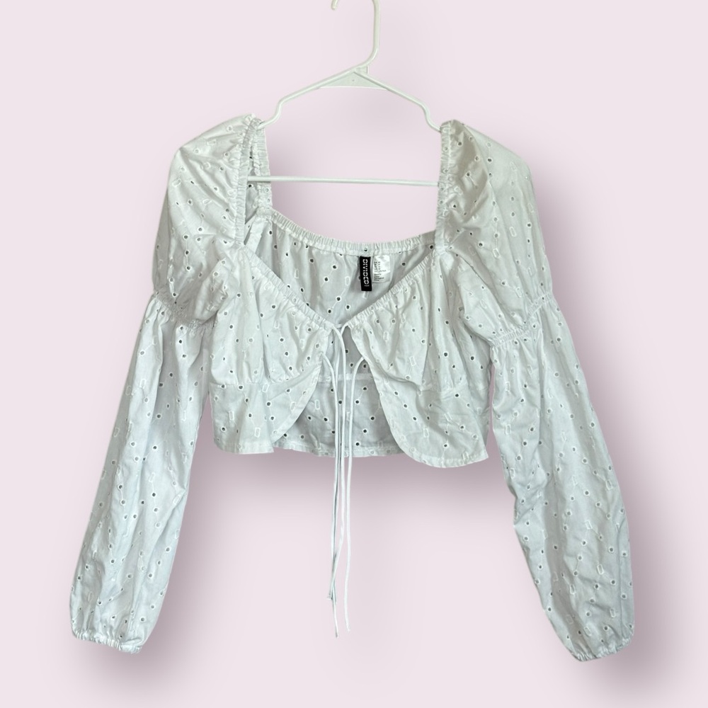 White H&M Sz M floral tie festival crop top